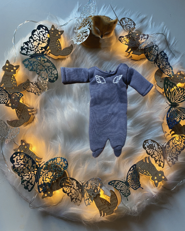 🌫️Pyjama d’adieu “Ailes du Cœur” – Coloris gris perle – Création unique Coeur d’ELdothao